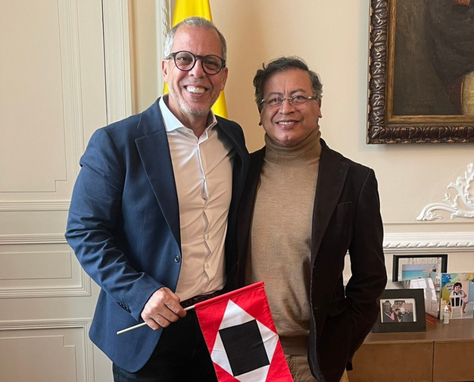 Alfredo Saade, nuevo jefe de gabinete del Gobierno, junto al presidente, Gustavo Petro. En su cuenta de X escribió: "Constituyente ya! Levántate Colombia".