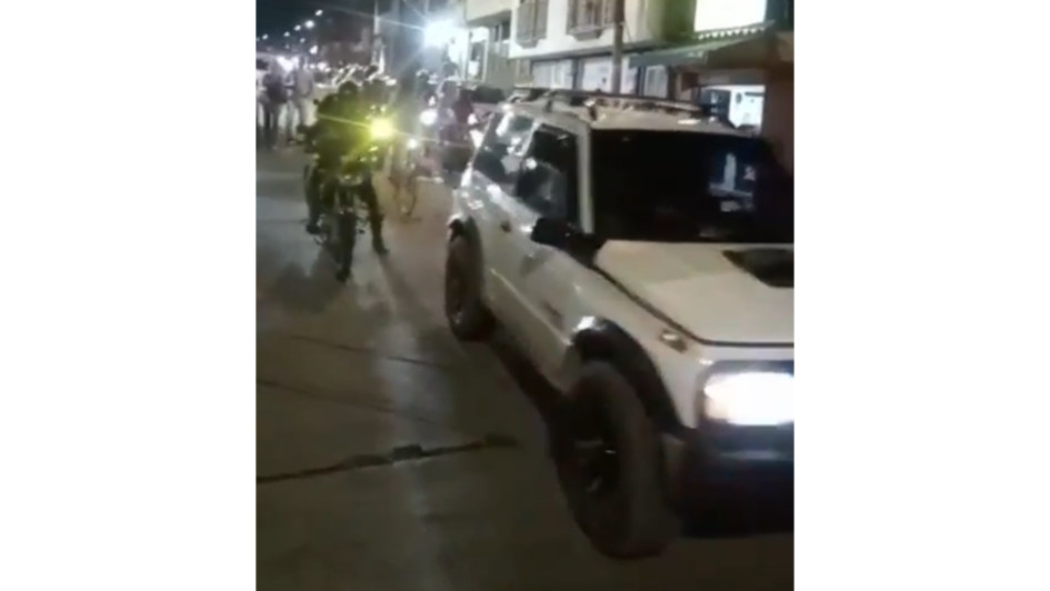 Una caravana recorrió este miércoles las calles principales de Chinchiná, en rechazo al nuevo avalúo catastral en el municipio.