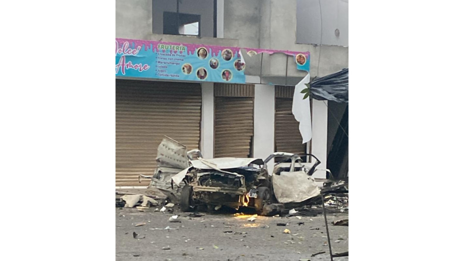 En El Bordo y Corinto (Cauca) explotaron dos carros bomba este martes.