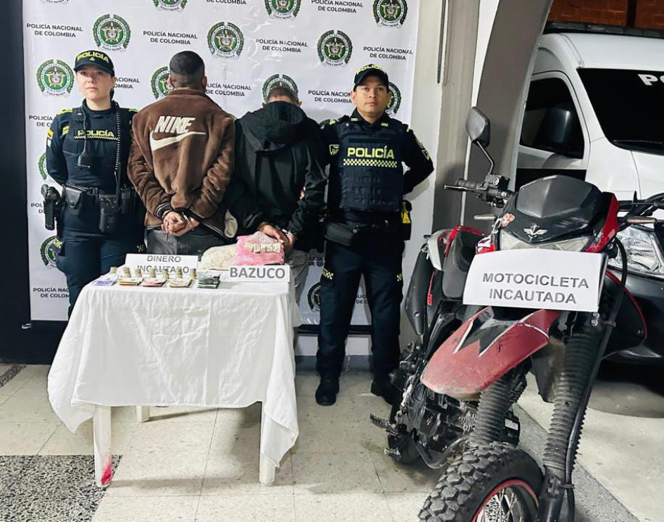 Estupefacientes y una moto, lo incautado.