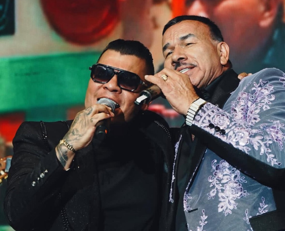 Foto | Cortesía | LA PATRIA   El Charrito Negro y Alzate también presentaron su nueva canción.