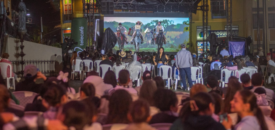 Telecafé lanza “La Vorágine” en Aguadas durante evento regional de medios comunitarios