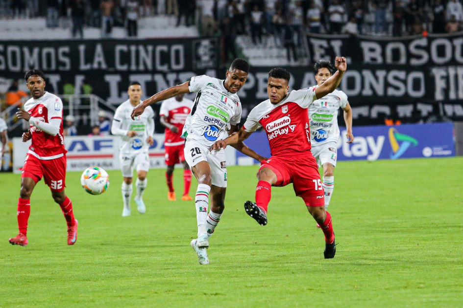 En su último enfrentamiento, Independiente Santa Fe le ganó 0-1 al Once Caldas en Manizales el pasado 15 de marzo.