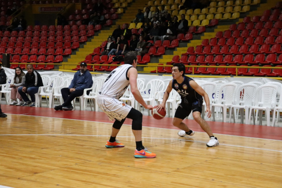 MZL Manizales Sabios venció 70-91 y 85-95 a Piratas de Bogotá en la segunda fase de la Liga Profesional de Baloncesto.