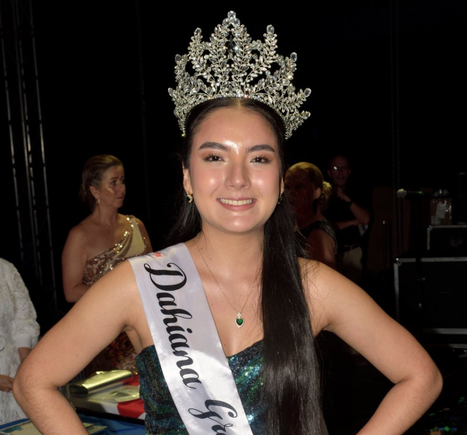Foto | Luis Fernando Ramírez | LA PATRIA Ella es Dahiana la reina del bicentenario de Salamina elegida el 8 de junio.