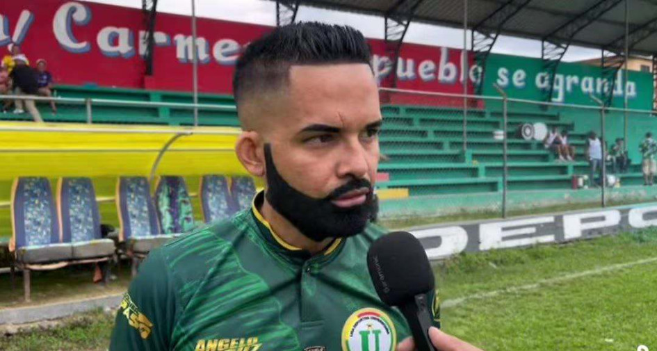 Santiago Rodríguez, presidente de Liga Deportiva Universitaria de El Carmen. 