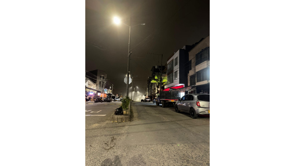 La avenida El Libertador a oscuras.
