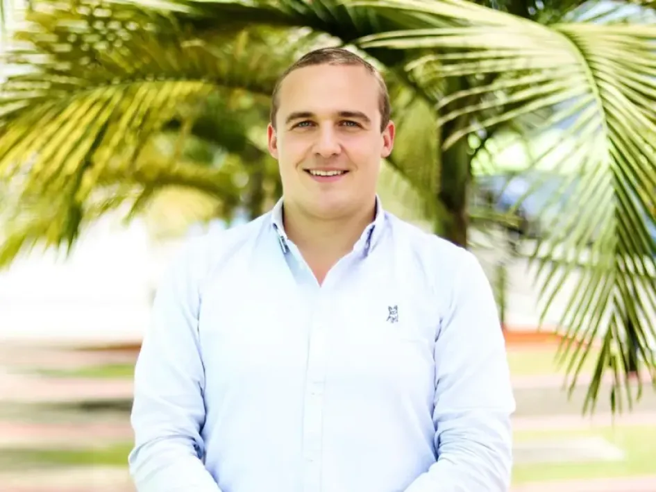 Analista económico y docente universitario de Manizales Alejandro Barrera. 