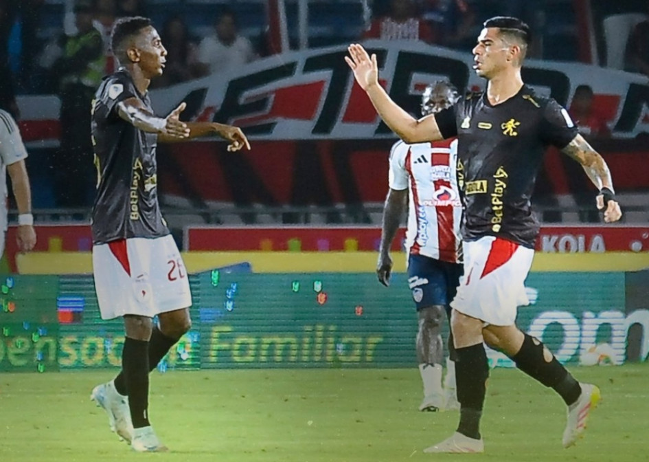 La Dimayor implementará las nuevas medidas en el fútbol colombiana a partir de las Liga BetPlay II 2025. Las normas son de la IFAB y la FIFA y buscan reducir la pérdida de tiempo en los partidos.