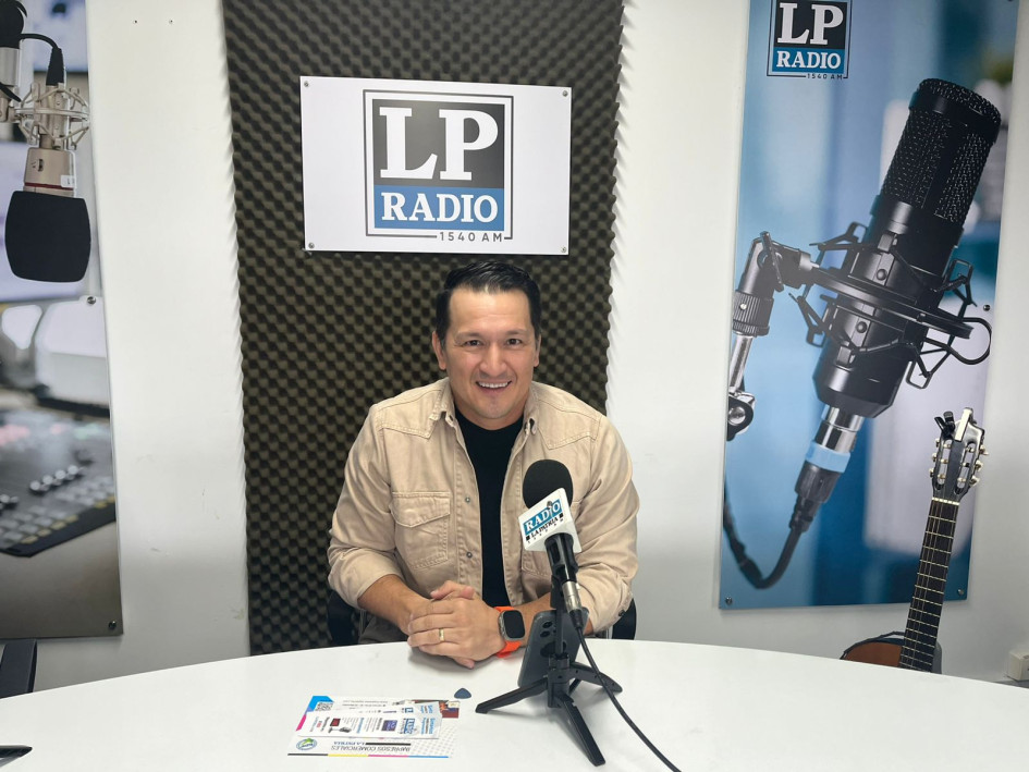 Arnin Trujillo, artista de vallenato radicado en Manizales.  