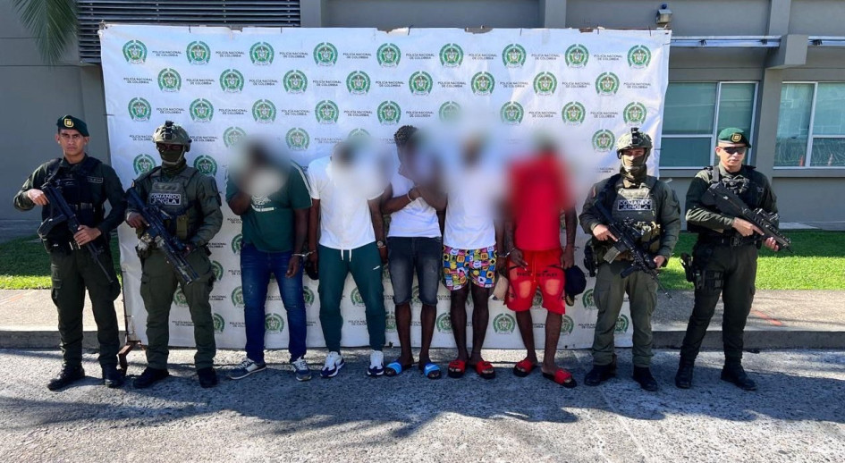 Las autoridades ejecutaron varias órdenes de allanamiento contra el crimen organizado en Quibdó.