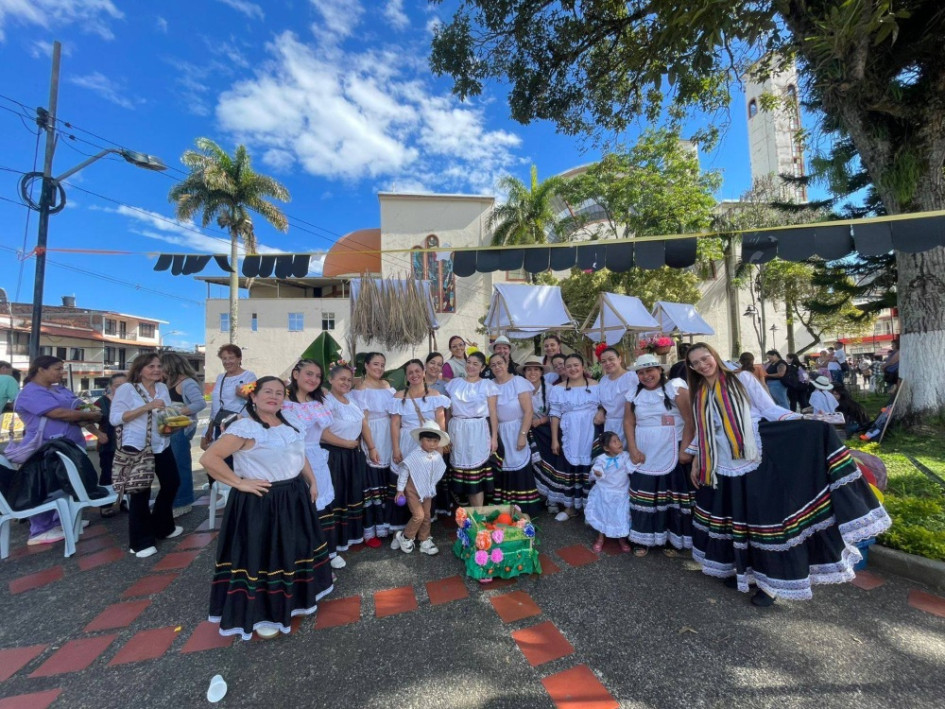 Celebración del Día del Campesino en el Parque de Bolívar de Anserma (Caldas).