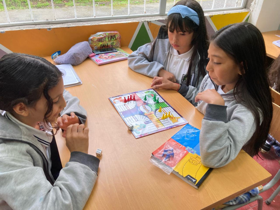 Conozca los datos que entrega semanalmente Manizales Cómo Vamos. En la fotografía aparecen estudiantes de la Institución Educativa Instituto Técnico Marco Fidel Suárez. 