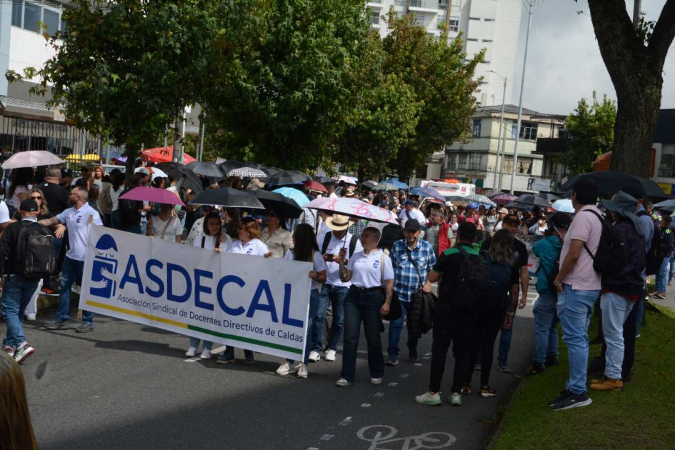Paro de docentes en Manizales.