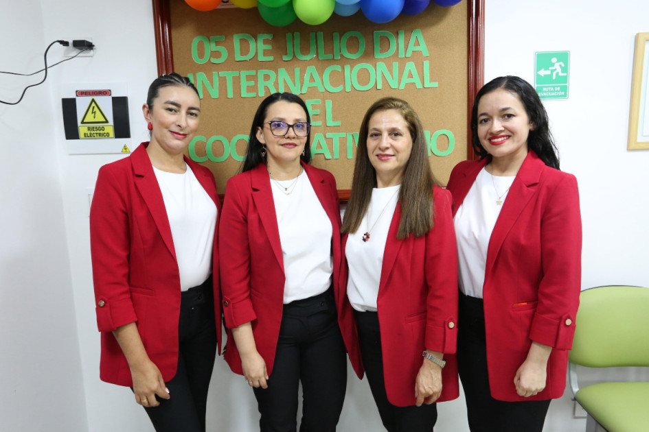 Trabaja por un futuro sostenible fuera de los esquemas tradicionales de la banca. Coopcides busca llegar a independientes, artesanas, jóvenes y pequeños empresarios. Este sábado (5 de julio) es el Día Internacional de las Cooperativas.