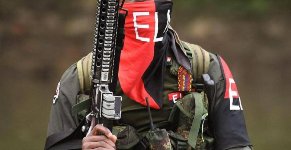 El Eln acostumbra restringir el desplazamiento de vehículos, la movilidad de personas e incluso ordena el cierre de comercios en el Chocó, luego del fin del cese al fuego el año pasado.