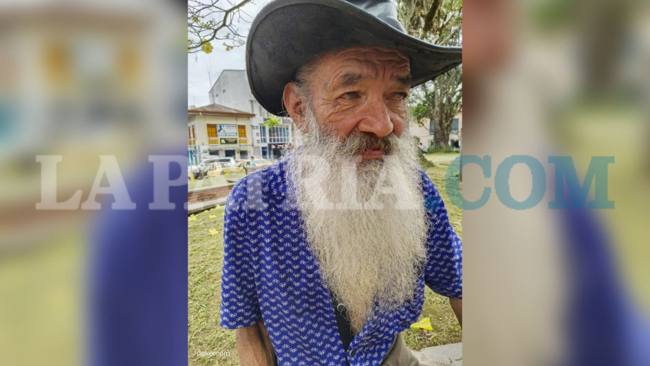 Hernando, conocido como Garra, cuidaba motos y hacía mandados.