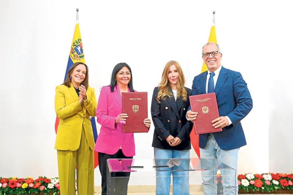 El memorando de entendimiento fue firmado el 17 de julio en Caracas por la ministra de Comercio, Industria y Turismo colombiana, Diana Morales, y la vicepresidenta venezolana, Delcy Rodríguez,