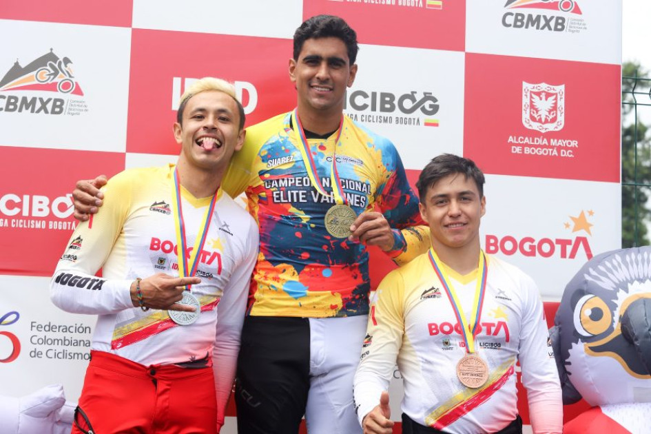 Juan Esteban Naranjo logró el oro, y subió al podio con Miguel Calixto y Santiago Suárez, plata y bronce, respectivamente. 