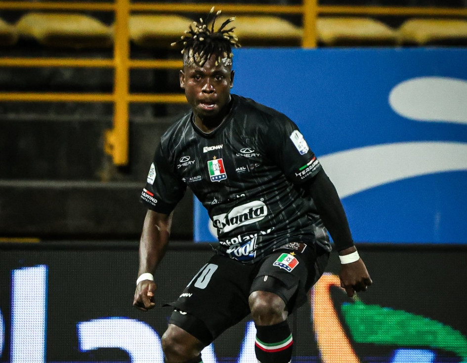 Déinner Quiñones realizó la jugada individual que terminó en el único gol del Once Caldas ante Fortaleza. Conozca el análisis de la derrota del Blanco en Bogotá.