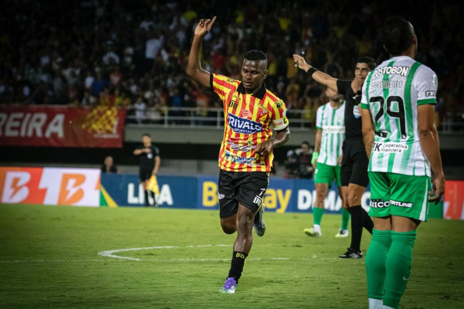 Con casa llena, Deportivo Pereira volvió a demostrar su fortaleza como local y logró su primera victoria en el campeonato. 