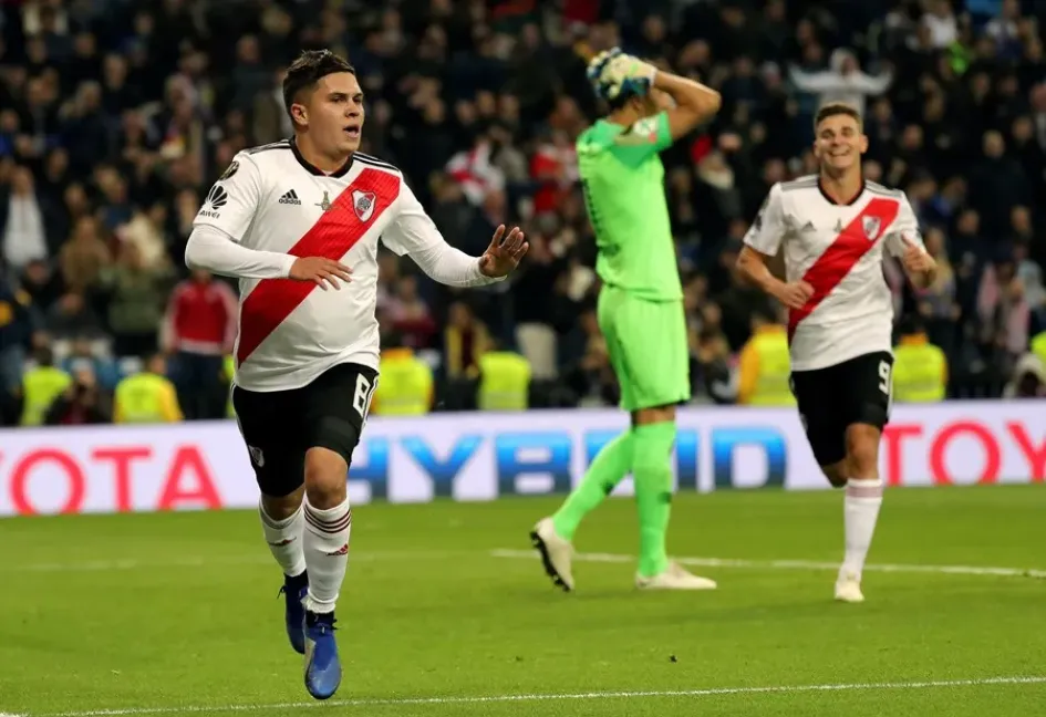 Juan Fernando Quintero jugará por tercera vez con River Plate.