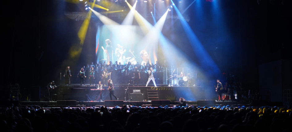 Según Julio César Maldonado Rincón, productor del concierto Ópera Queen, una característica de sus conciertos en teatros es que les abren las puertas del escenario a los menores para que ingresen con sus familias, creen recuerdos y sobre todo, tengan su primer concierto.