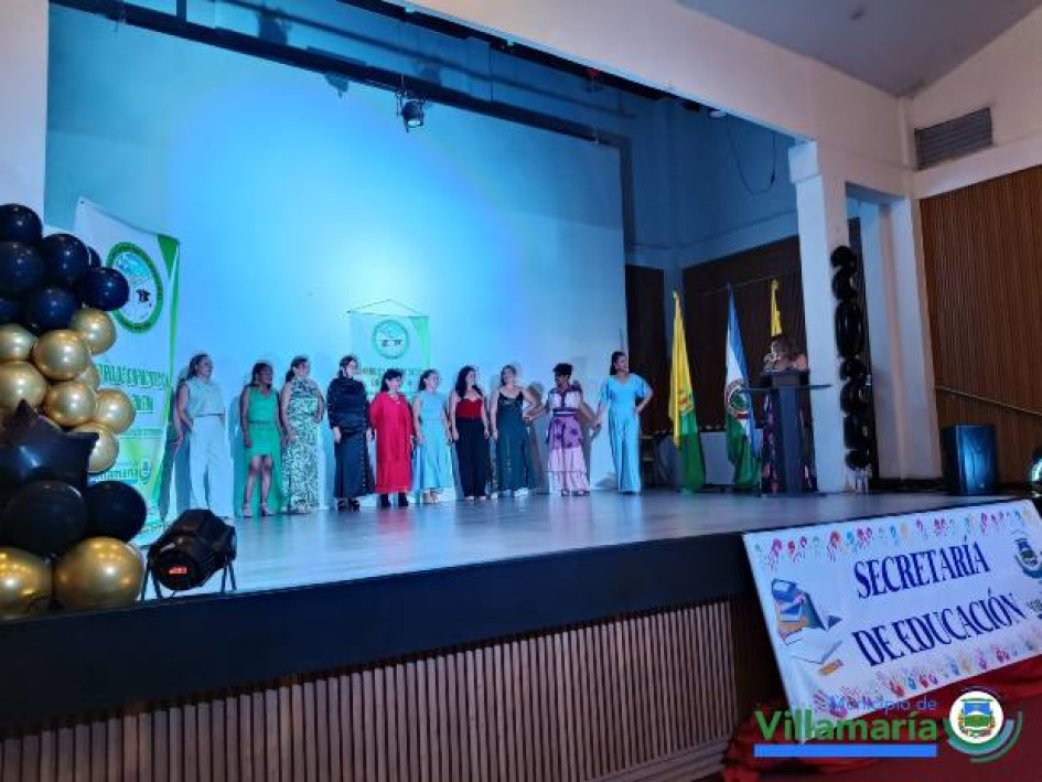 Trabajan por seguridad de las mujeres. Además, otras 10 participaron en un desfile de modas con sus propias confecciones. 20 años después arreglan calle para dos barrios y 150 familias. Y más noticias de municipios caldenses.