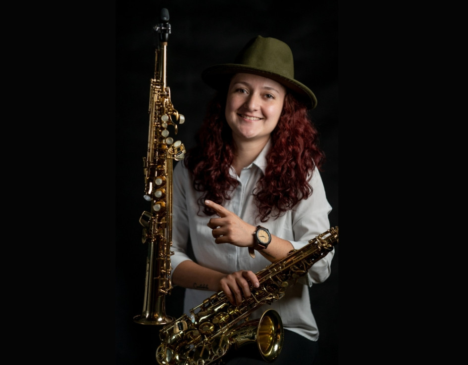 Wendy Giraldo en el año 2013 inició estudios profesionales en la carrera Maestro en Música de la Universidad de Caldas.