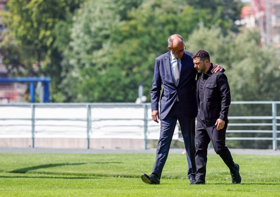 "Putin no quiere la paz, quiere ocuparnos por completo. Putin no podrá decepcionar a nadie, necesitamos presión, presión, presión, para lograr la paz", señaló Volodímir Zelenski, presidente de Ucrania ante Friedrich Merz, canciller de Alemania.