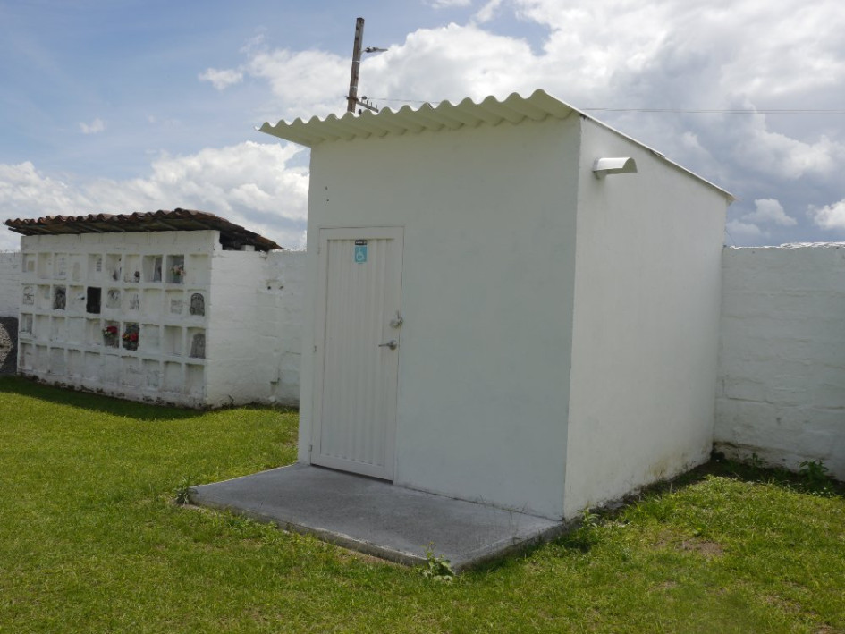 En el Cementerio La Santa Cruz de Palestina, el Juzgado Civil del Circuito de Chinchiná ordenó la construcción de un sanitario para discapacitados.