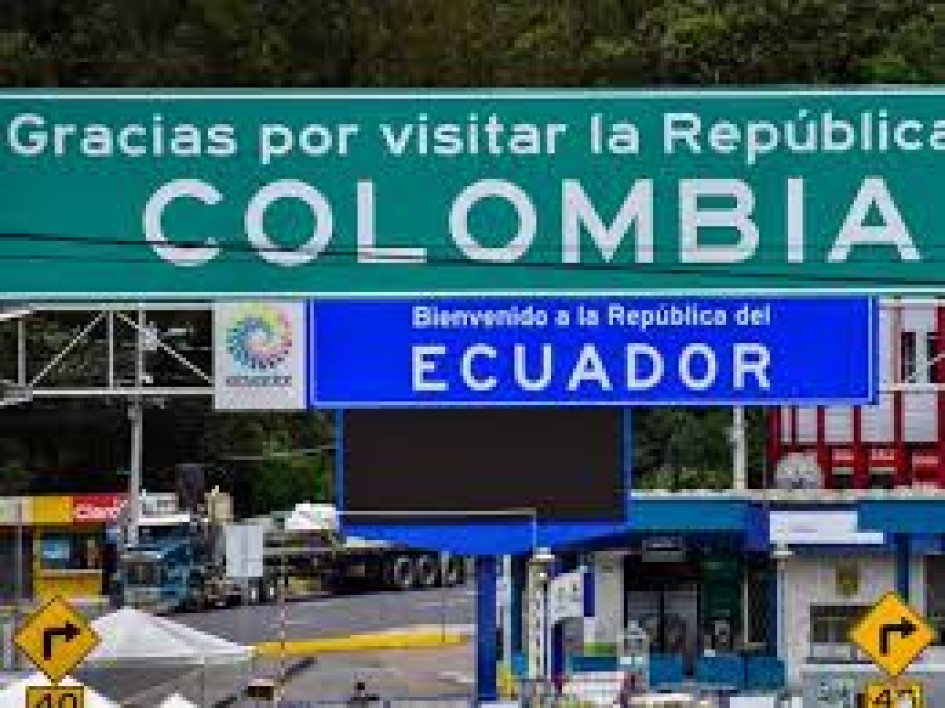 Colombia no hace parte de lo país que deben tener visa de turistas. 
