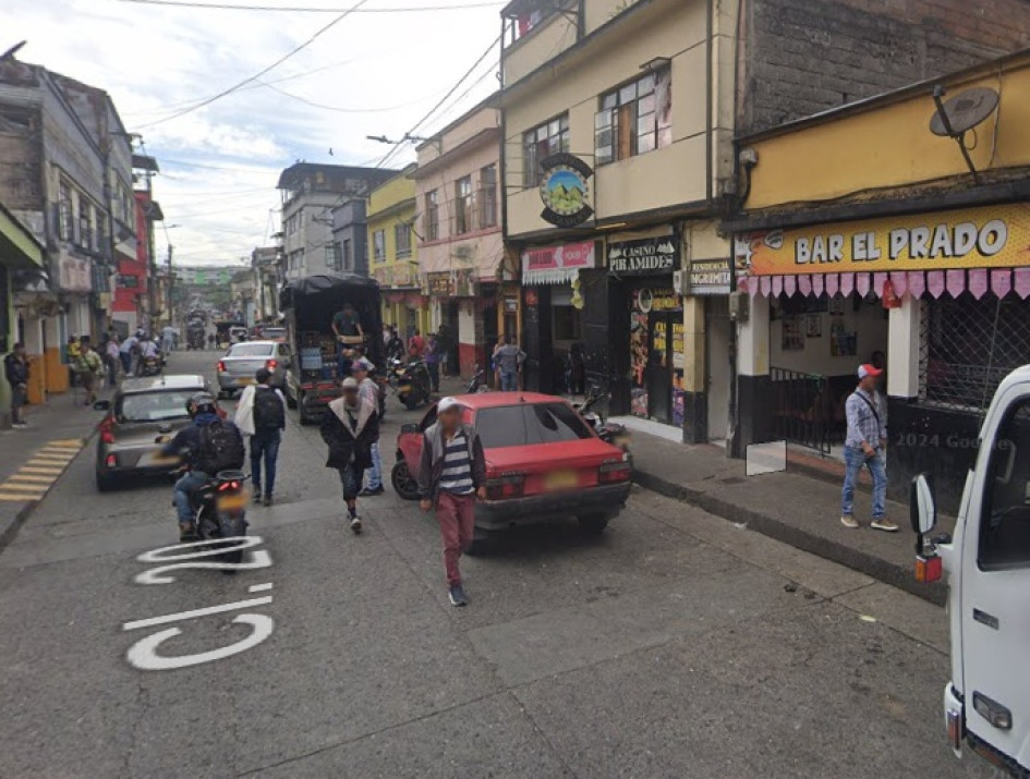 Foto|Google maps| LA PATRIA  El ataque a la mujer fue en la calle 20 con carrera 17, de la Galería de Manizales.