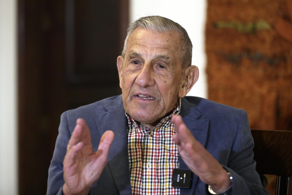 Foto | EFE | LA PATRIA Julio Londoño, exministro colombiano, sostiene que la visión centralista de Colombia, que ha llevado al descuido de sus regiones periféricas, está detrás del reclamo diplomático a Perú por la isla de Santa Rosa, ubicada en el río Amazonas.