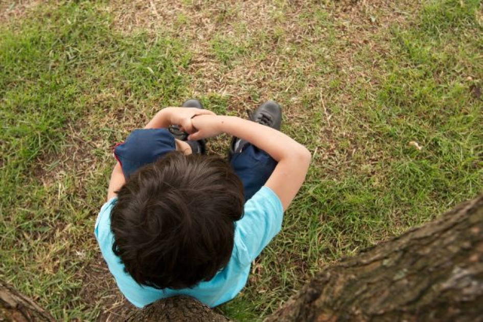 Conozca a las personas con las que comparten su tiempo, juegos y en dónde se reúnen.