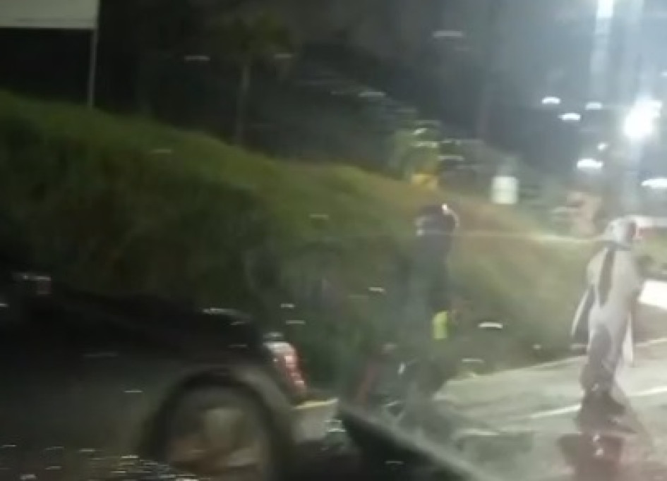 Tras el accidente en La Estampilla, se habría presentado una demora para atender a los lesionados.