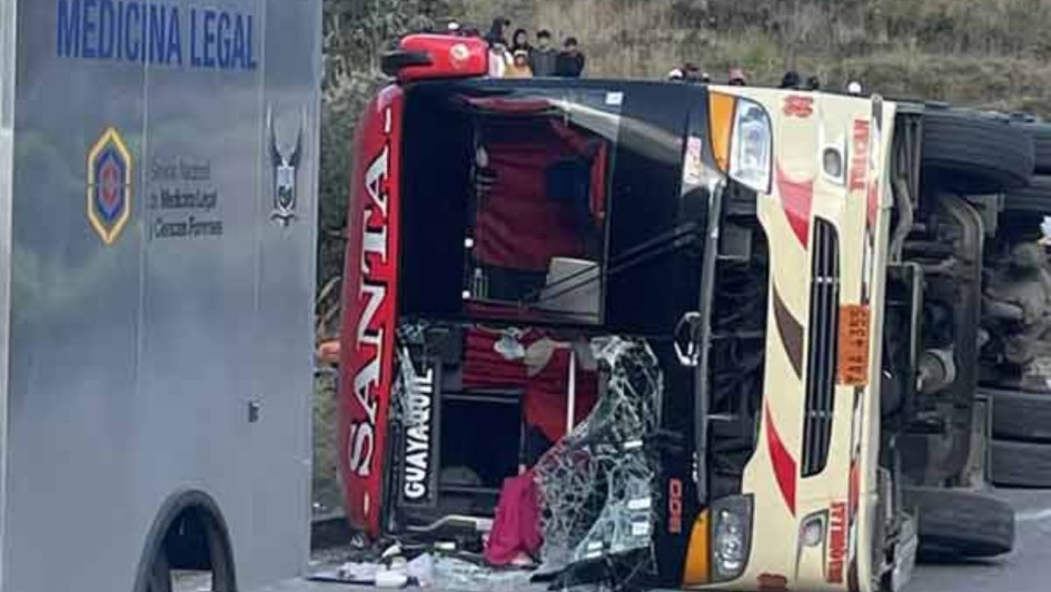Este es el bus accidentado en Ecuador.