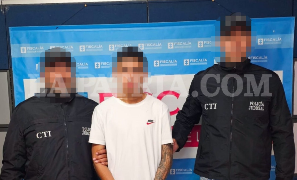 El hombre capturado, natural de Bogotá, presentó un documento similar al de otros capturados.