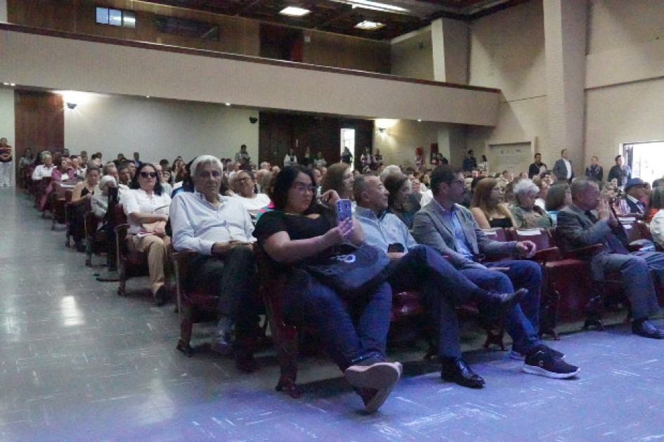 La Universidad Intergeneracional, creada por la Universidad de Caldas en Manizales, gr