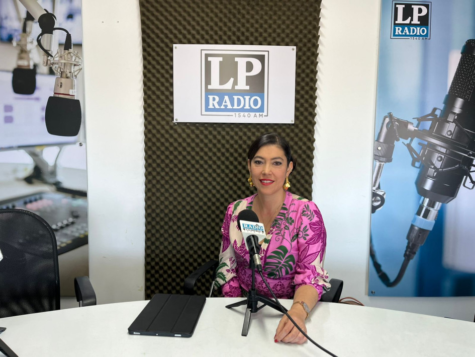  Martha Ligia Serna López, trabajadora de la Cámara de Comercio de Manizales por Caldas.