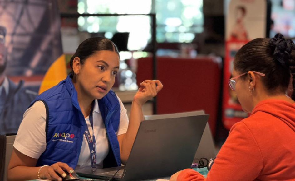 Foto I Cortesía Sena para LA PATRIA  La Agencia Pública de Empleo del SENA Caldas invita a la ciudadanía a participar en la jornada de empleo con 500 vacantes disponibles en Manizales. Para más información sobre esta y otras oportunidades laborales, se puede consultar en el sitio web oficial del Sena: ape.sena.edu.co