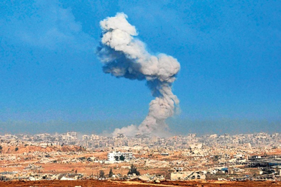 La cifra total de muertos en la Franja de Gaza por los ataques israelíes asciende ya a 65.062 desde el inicio de la ofensiva hace casi dos años, según el último recuento publicado ayer por el Ministerio de Sanidad del enclave palestino.