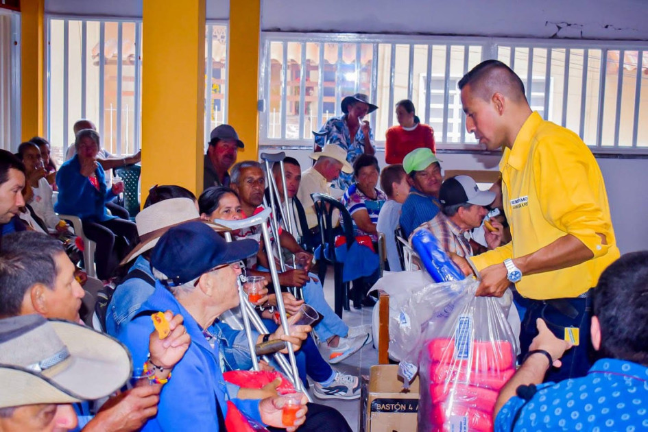 Entregar elementos que mejoren la movilidad de las personas en situación de discapacidad es solo una de las tareas de Adicma, organización que preside el manzanareño Giovanni Toro.