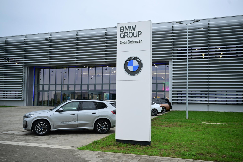 La nueva fábrica del Grupo BMW en Debrecen, Hungría, este 26 de septiembre del 2025, el día de su inauguración oficial.