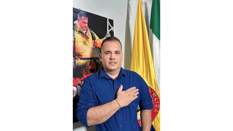 Juan Carlos Agudelo, oriundo de Chinchiná, comandante del Cuerpo de Bomberos Voluntarios de Arauquita (Arauca).