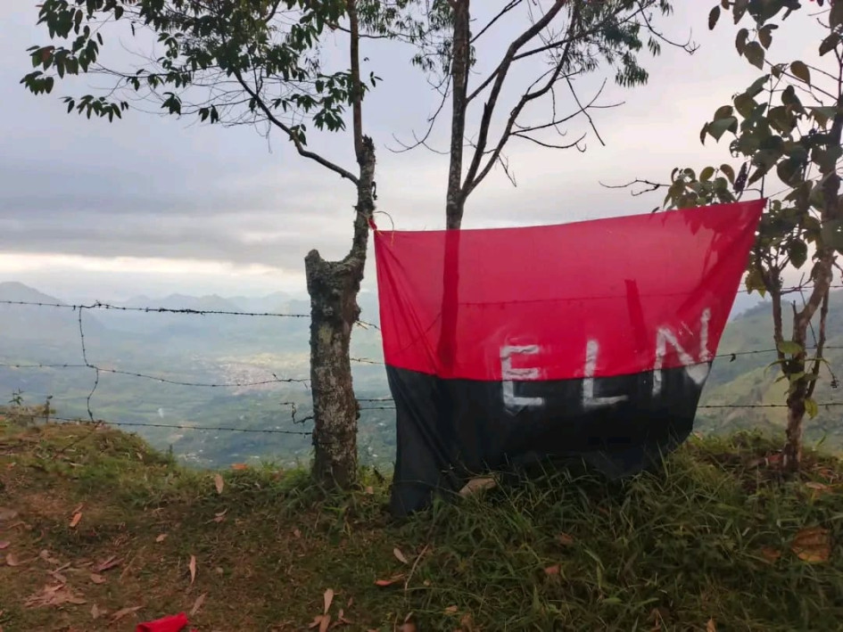 En la vereda La Cuchilla de Marmato y en la salida de Supía hacia Caramanta (Antioquia) se observaron banderas del Eln recientemente. La Gobernación de Caldas sostiene que esta es una estrategia de intimidación y que esta guerrilla no tiene presencia en el departamento.