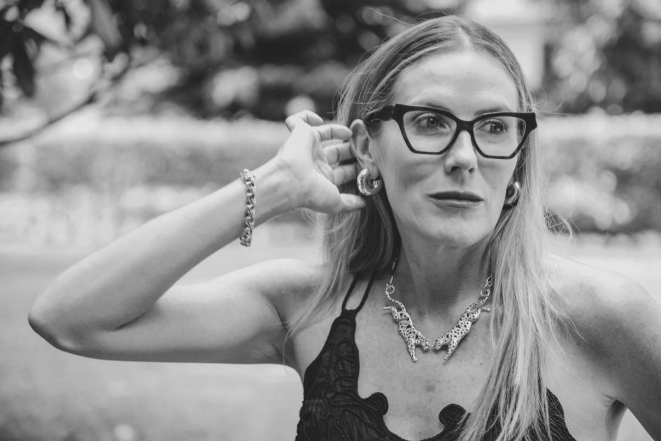 El pasado de Sara Jaramillo Klinkert vuelve a demostrarse una fuente inagotable de inspiración con 'El cielo está vacío', la cuarta novela de una autora que debutó sumergiéndose en un episodio capital de su infancia. 