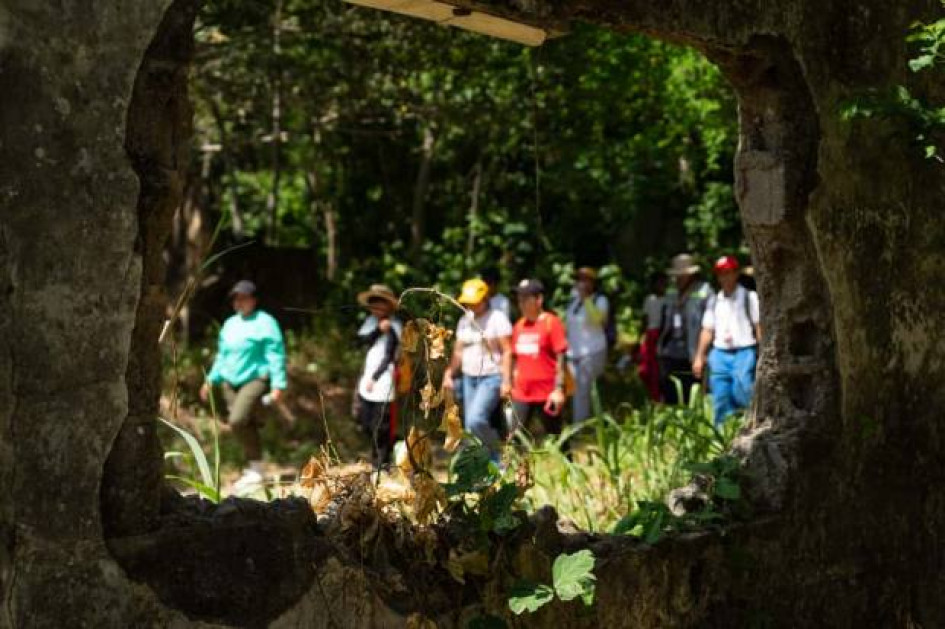 Foto I Cortesía Servicio Geológico Colombiano I LA PATRIA  Profesores, con sus estudiantes, participaron el miércoles 24 de septiembre en un recorrido por las ruinas de Armero, durante la Octava Octava Bienal de Niños de Zonas de Riesgo Volcánico, organizada por el Servicio Geológico Colombiano.