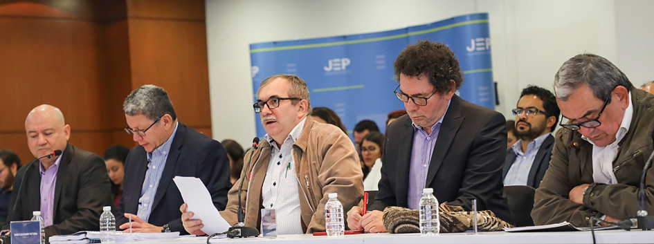 Rodrigo Londoño es uno de los siete comparecientes ante la JEP, que alista sus primeras sanciones a jefes de las desmovilizadas Farc.