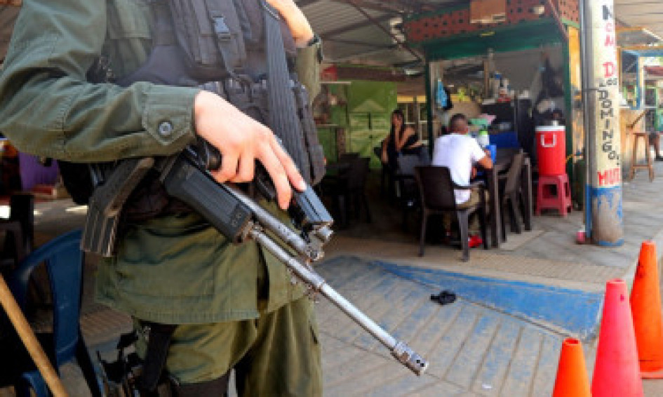 Al menos dos escoltas heridos deja un atentado contra un exconcejal del Centro Democrático